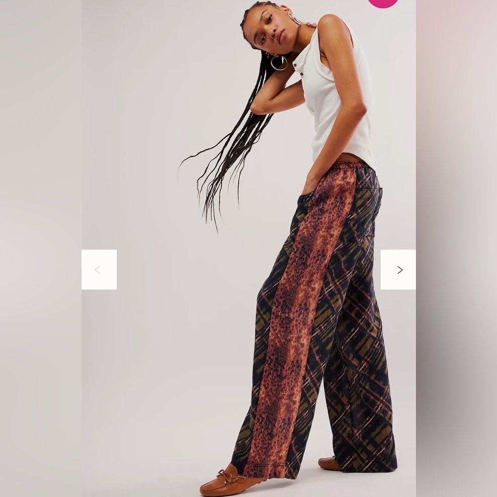 NWT FREE PEOPLE Hudson Canyon Printed Pants-Brown Combo/Animal Plaid XS - Picture 2 of 8